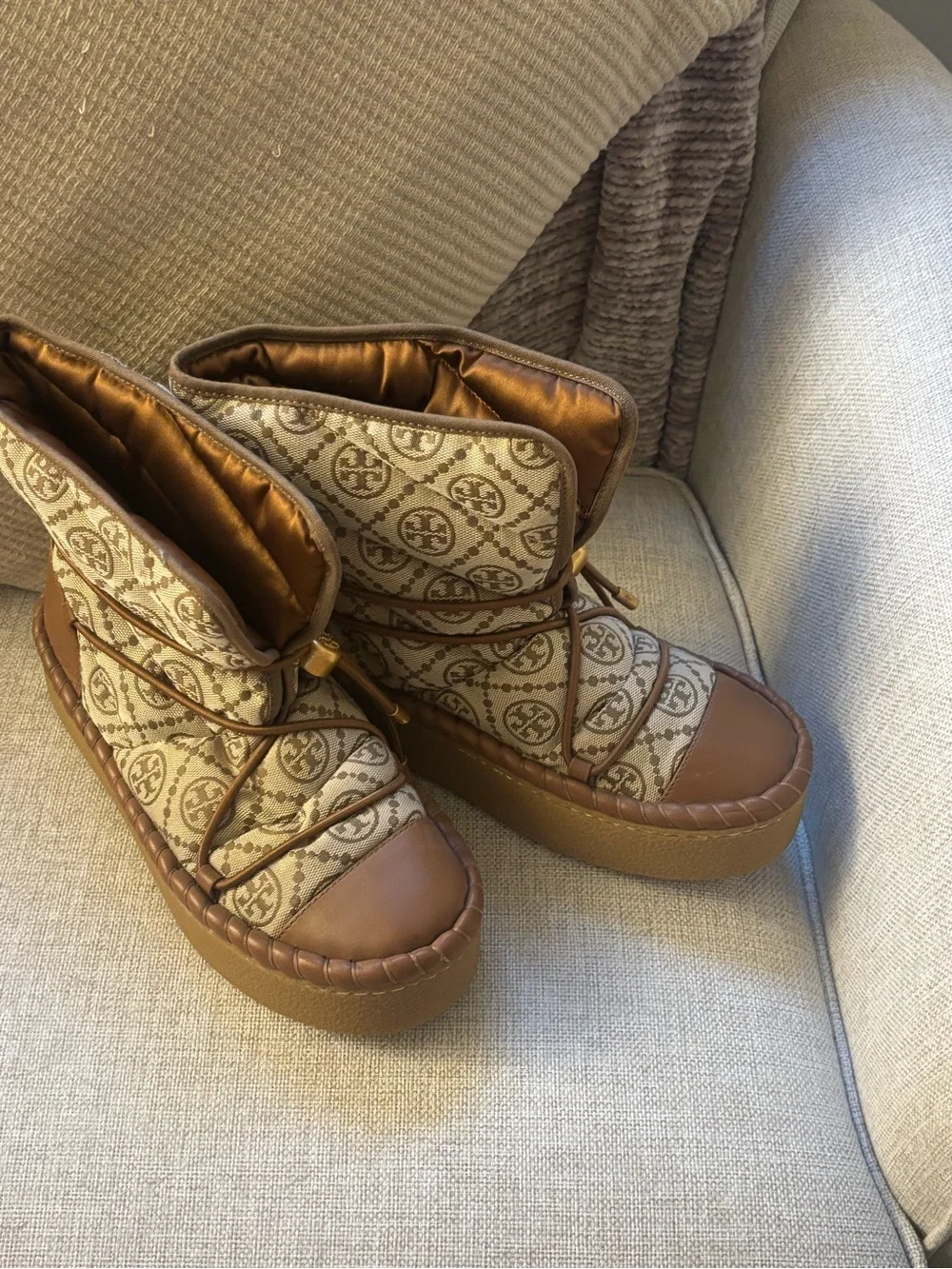 Tory Burch tory burch